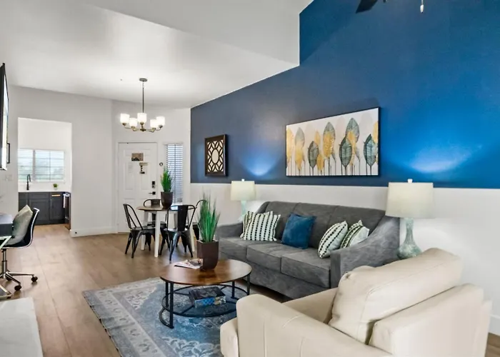 Near Stadiums Group For Sports Enthusiast * Scottsdale